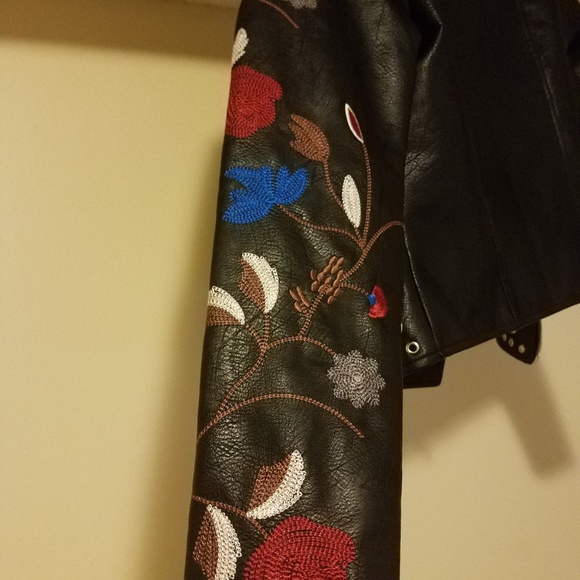 Romeo & Juliet Couture leather Moto Jacket - Picture 3 of 5